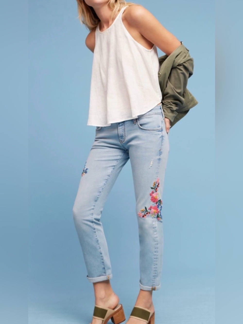 Pilcro Light Wash with Floral Embroidery Straight Leg Jeans - Size 29